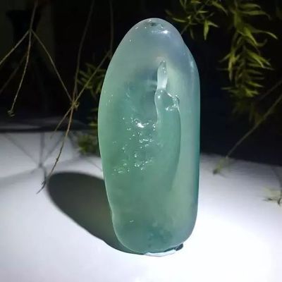 原来除了缅甸产翡翠,美国和危地马拉也发现了翡翠矿口!